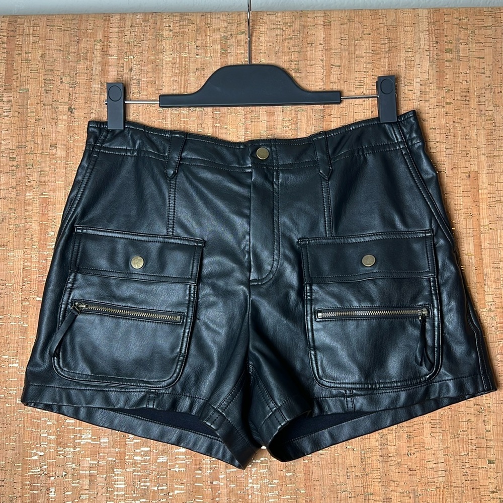 Anthropologie Vegan Leather Cargo Shorts Size 8
